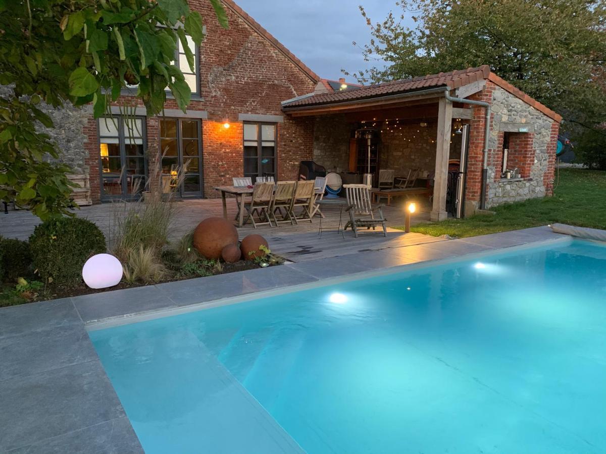 Au Vert Chez Cecile Thuin Exteriör bild